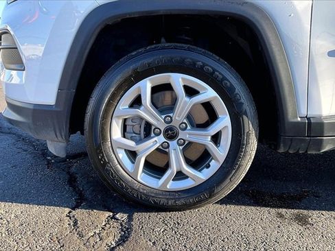 Certified 2025 Jeep Compass Sport image 8