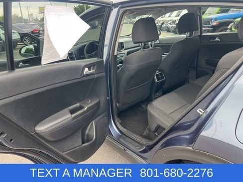 Used 2022 Kia Sportage LX AWD/4WD image 25