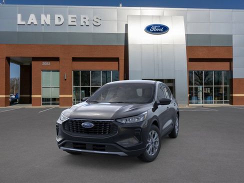 New 2026 Ford Escape Active w/ Active Premium Tech Pack image 2