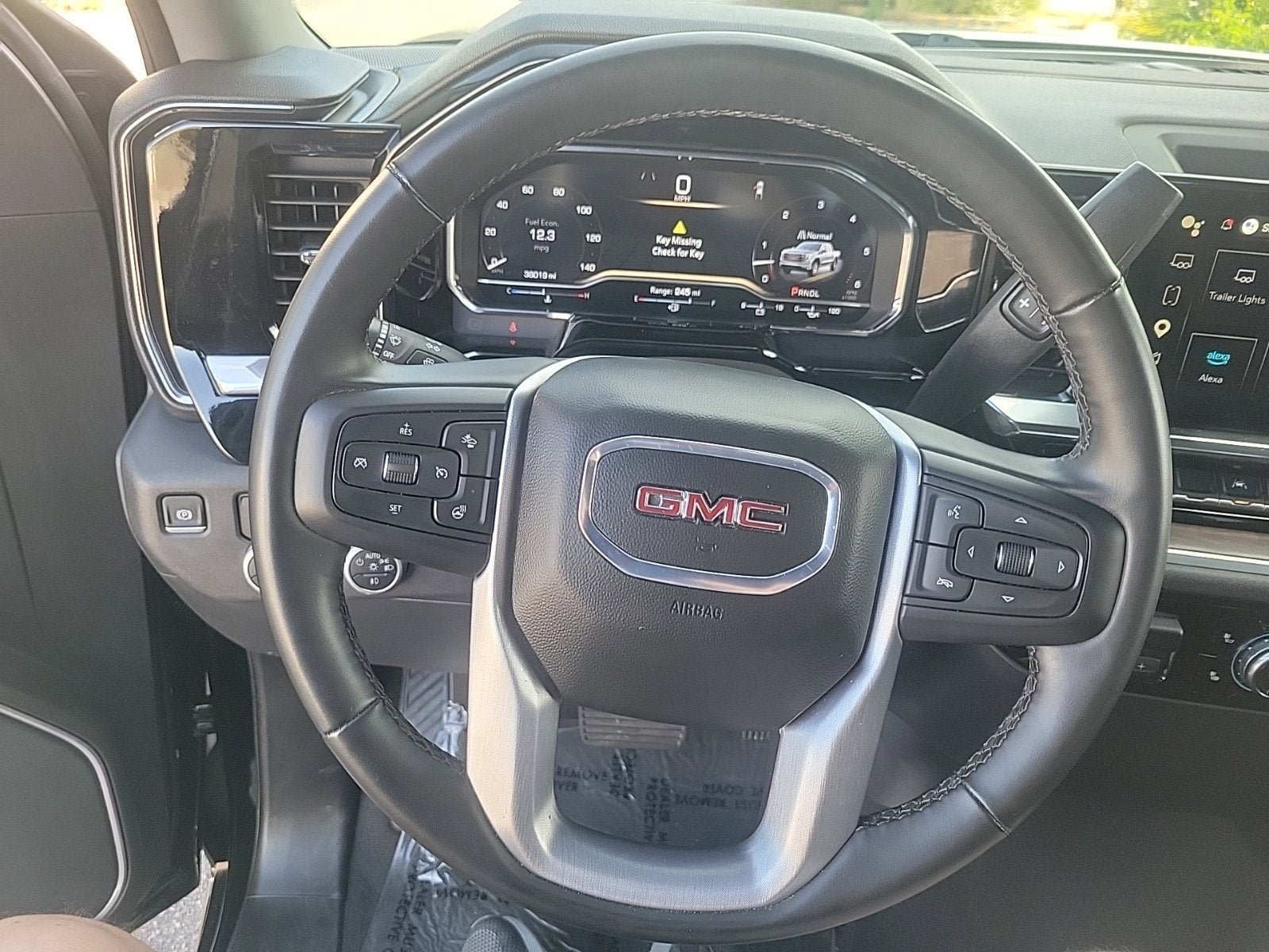 Certified 2025 GMC Sierra 1500 SLT RWD image 24
