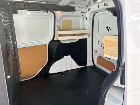 Used 2016 Ford Transit Connect XL image 23