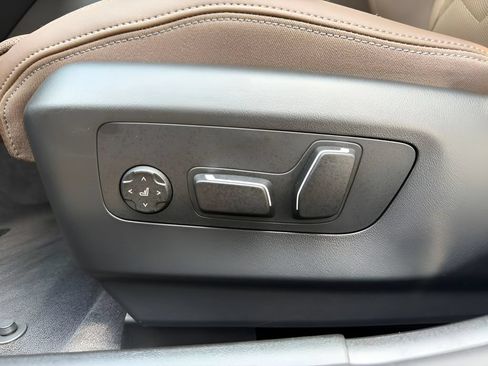 New 2027 BMW i5 xDrive40 AWD/4WD image 11