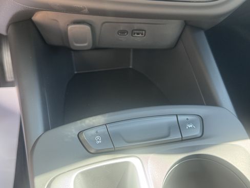 New 2026 Chevrolet Trax LS w/ LS Convenience Package FWD image 22