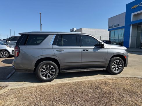 Used 2021 Chevrolet Tahoe LT w/ Rear Media and Nav Package image 5