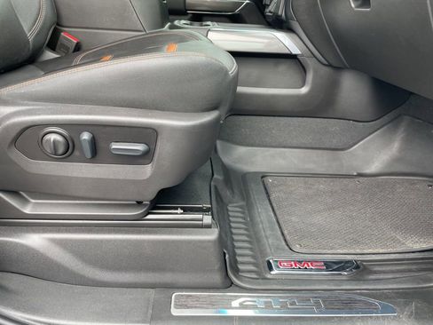 Used 2022 GMC Sierra 2500 AT4 image 38