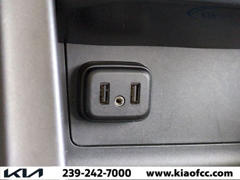 Used 2020 Chevrolet Colorado Z71 image 20