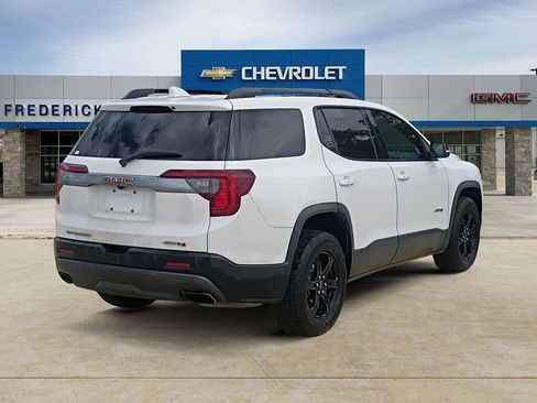 Used 2022 GMC Acadia AT4 w/ Technology Package image 5