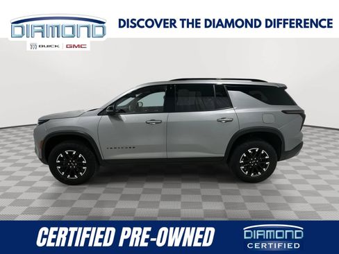 Used 2024 Chevrolet Traverse Z71 AWD/4WD image 1