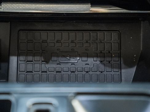 Certified 2023 Ford F150 Lariat w/ Equipment Group 502A High image 33