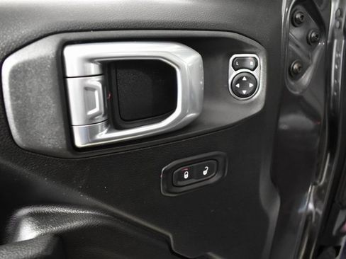 Used 2023 Jeep Wrangler Unlimited Rubicon 4xe image 8