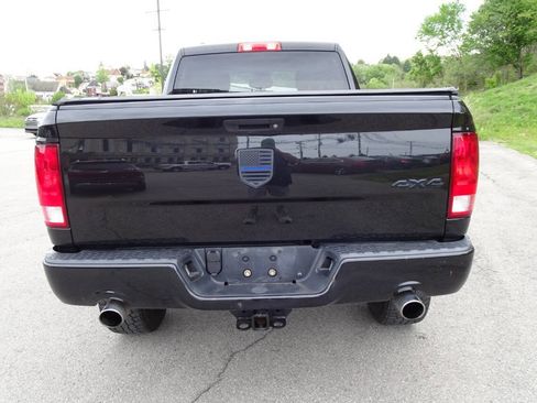 Used 2017 RAM 1500 Express w/ Black Ram 1500 Express Group AWD/4WD image 7