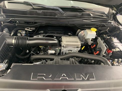 Used 2019 RAM 1500 Laramie image 11
