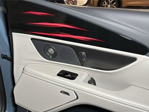 New 2026 Lincoln Nautilus Premier w/ Equipment Group 102A image 9