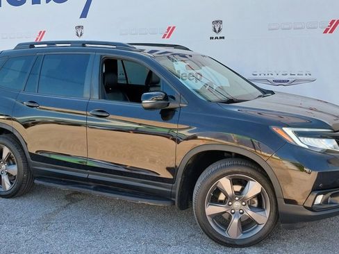 Used 2020 Honda Passport Touring image 3