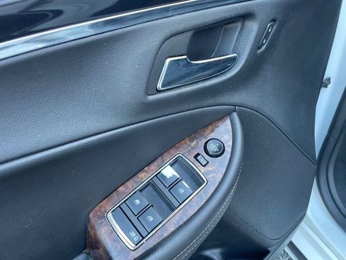 Used 2015 Chevrolet Impala LT image 31