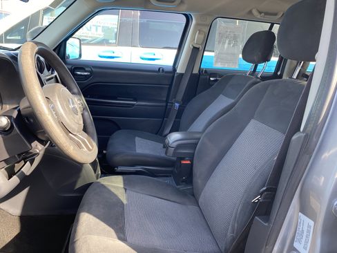 Used 2015 Jeep Patriot Sport w/ Power Value Group FWD image 10