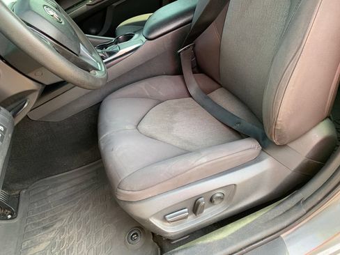 Used 2018 Toyota Camry LE w/ Convenience Package FWD image 22