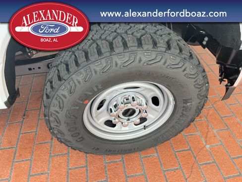 New 2026 Ford F250 XL w/ XL Off-Road Package AWD/4WD image 11