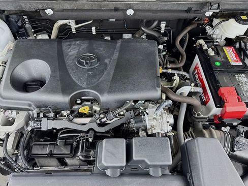 Used 2024 Toyota RAV4 XLE w/ Convenience Package image 39