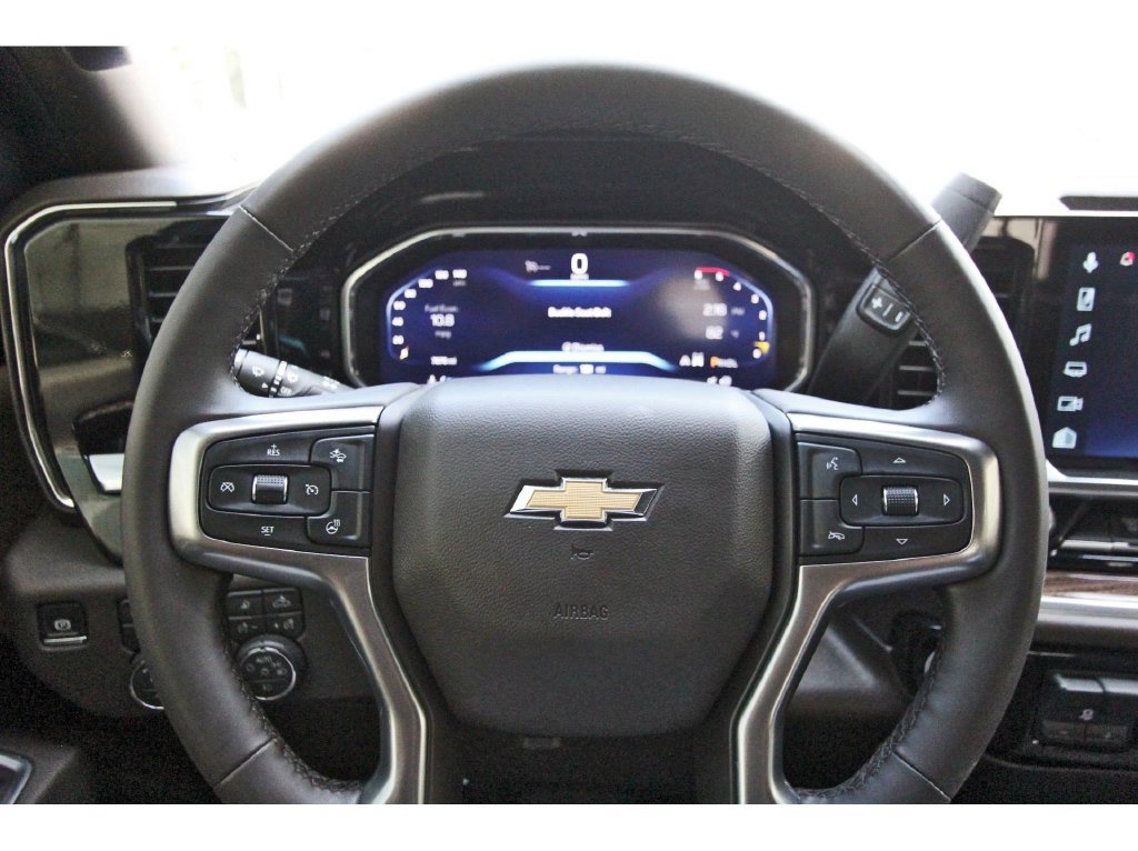 Used 2026 Chevrolet Silverado 3500 LT w/ Texas Edition AWD/4WD image 16