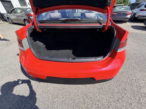 Used 2010 Kia Forte Koup SX image 21