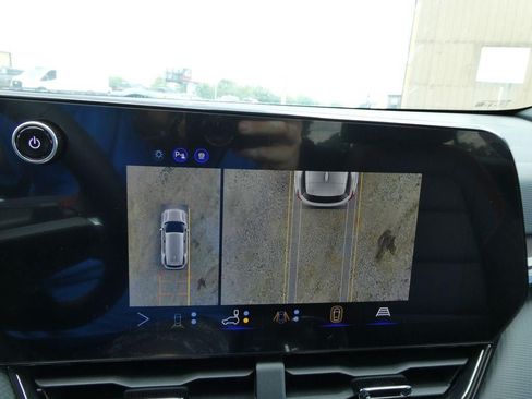New 2027 Chevrolet Equinox RS w/ Safety and Technology Package AWD/4WD image 32