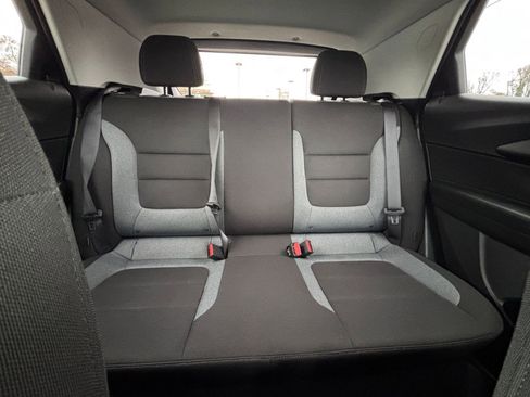 Used 2025 Chevrolet TrailBlazer LT image 38