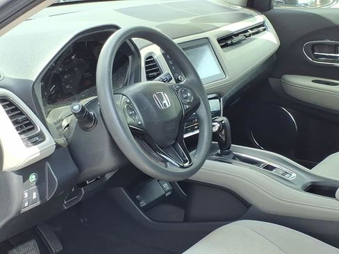 Used 2019 Honda HR-V EX image 17