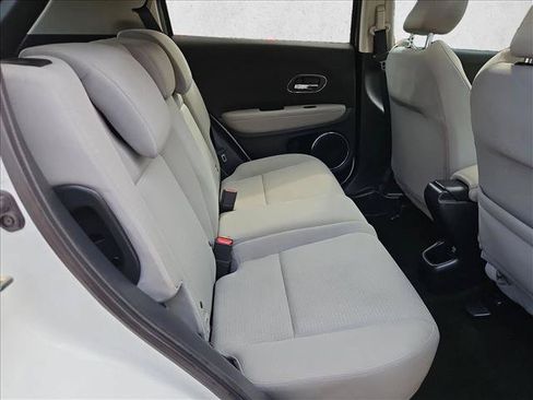 Used 2021 Honda HR-V EX image 17