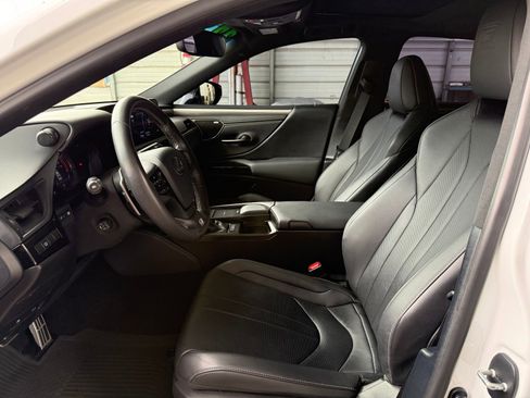 Used 2022 Lexus ES 350 F Sport w/ Accessory Package 2 FWD image 12