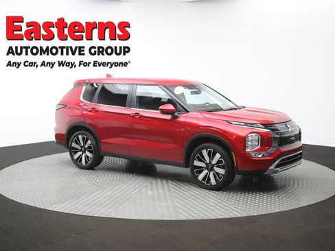 Used 2025 Mitsubishi Outlander SE AWD/4WD image 49