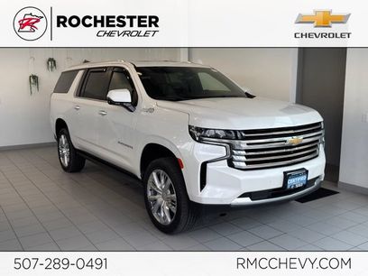 Used 2023 Chevrolet Suburban High Country w/ Premium Package 2