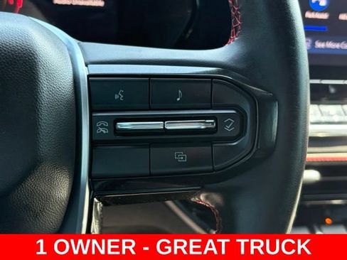 Used 2024 Chevrolet Colorado Z71 w/ Z71 Convenience Package 2 AWD/4WD image 21