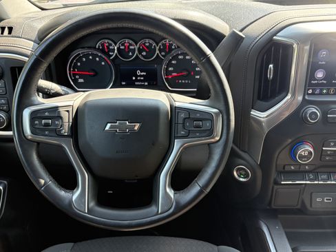Used 2022 Chevrolet Silverado 1500 LT Trail Boss w/ LPO, Dark Essentials Package AWD/4WD image 14