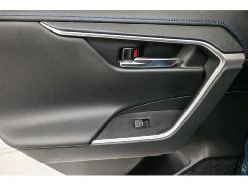 Used 2022 Toyota RAV4 XSE image 21