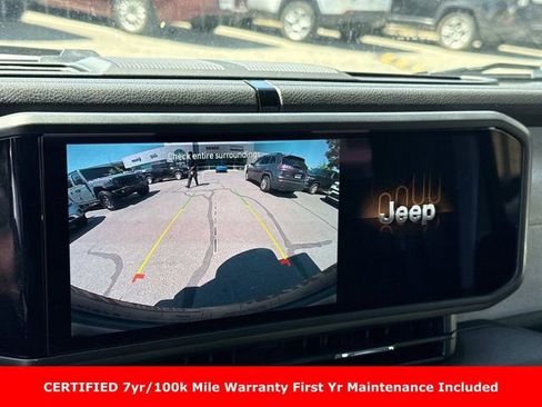 Used 2024 Jeep Wrangler Sport AWD/4WD image 19