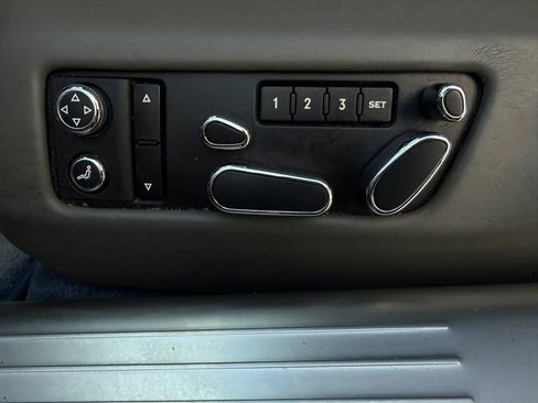 Used 2006 Bentley Flying Spur Flying Spur AWD/4WD image 48