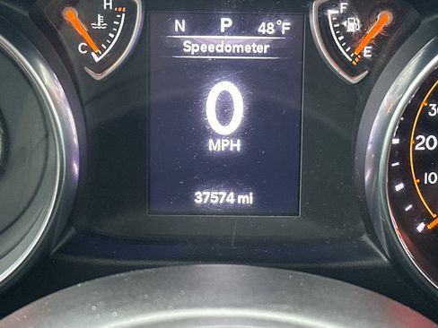 Used 2019 Jeep Wrangler Unlimited Sport image 18