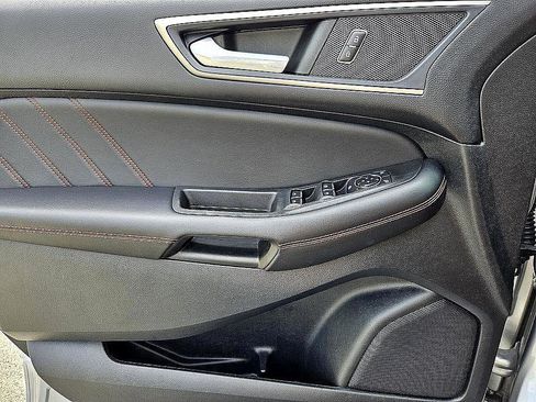 Used 2022 Ford Edge ST-Line image 30