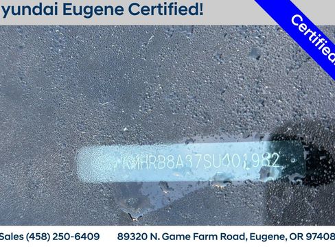Used 2025 Hyundai Venue SE FWD image 3