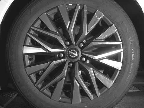 Used 2025 Nissan Altima 2.5 SV image 14