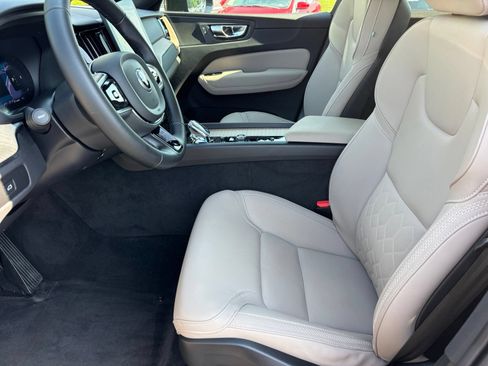 Used 2026 Volvo XC60 B5 Core w/ Climate Package AWD/4WD image 14