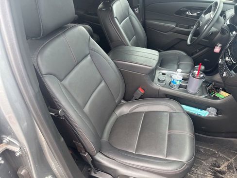 Used 2023 Chevrolet Traverse RS w/ LPO, Floor Liner Package image 13