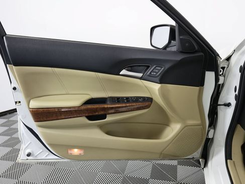 Used 2012 Honda Accord EX-L image 12