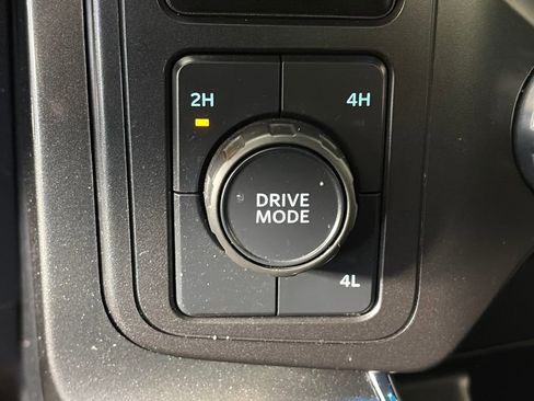 Certified 2021 Ford F150 XLT w/ Equipment Group 302A High image 23