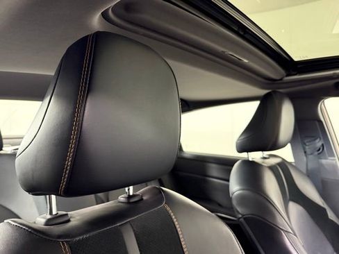 Used 2020 Toyota Avalon XSE image 33