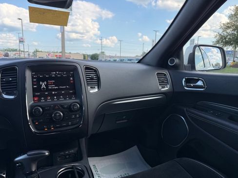 Used 2019 Dodge Durango SRT w/ Technology Group AWD/4WD image 19