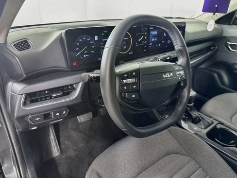 Used 2025 Kia K4 EX FWD image 10