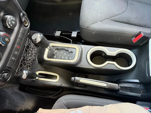 Used 2017 Jeep Wrangler Unlimited Sport w/ Quick Order Package 24S image 21