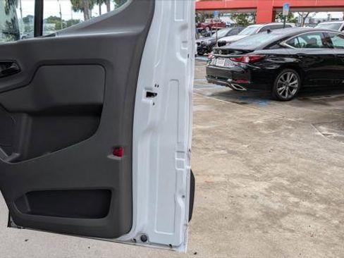 Used 2023 Ford Transit 350 XLT image 19